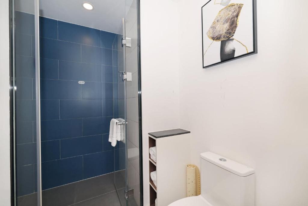 Specialty Room room - Image 2