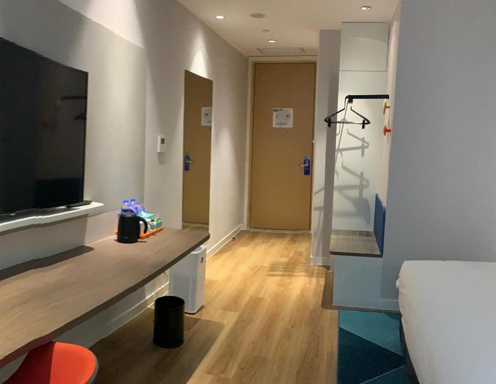 Standard King Room with Garden View room - Image 3