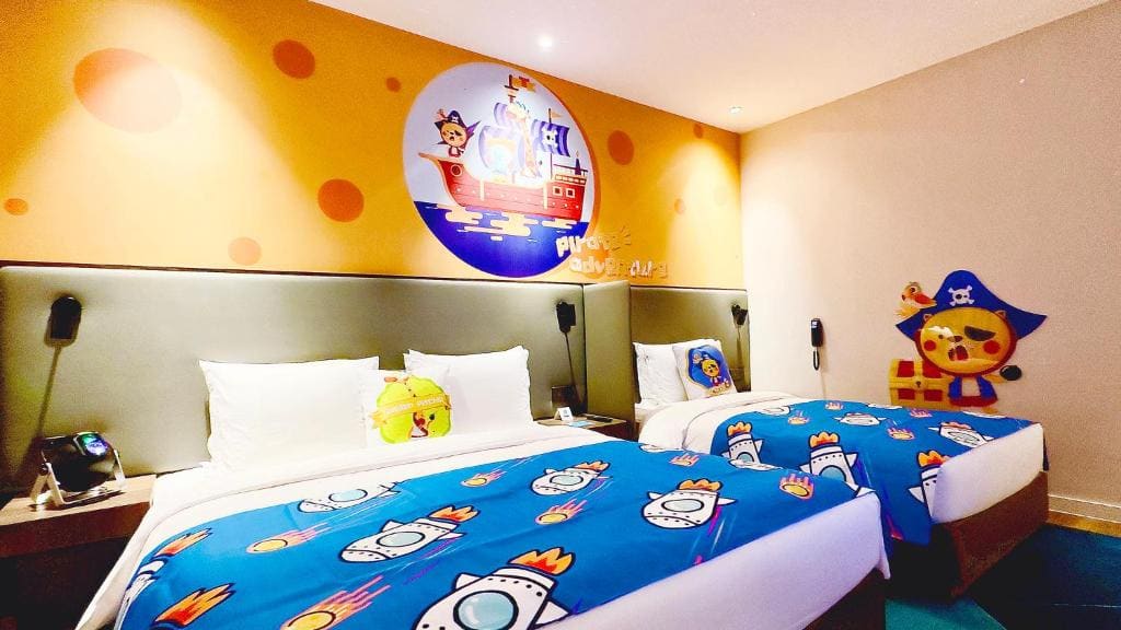 Standard Room with One King and One Single Bed - Kid Theme room - Image 1