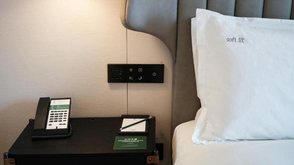 King Suite room - Image 2