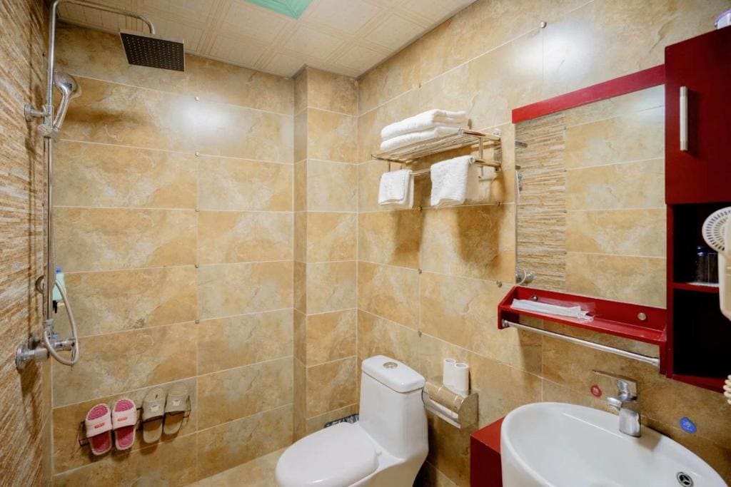 Double or Twin Room with Private Bathroom room - Image 1
