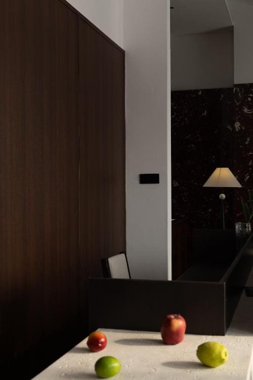 Queen Room with Balcony room - Image 1