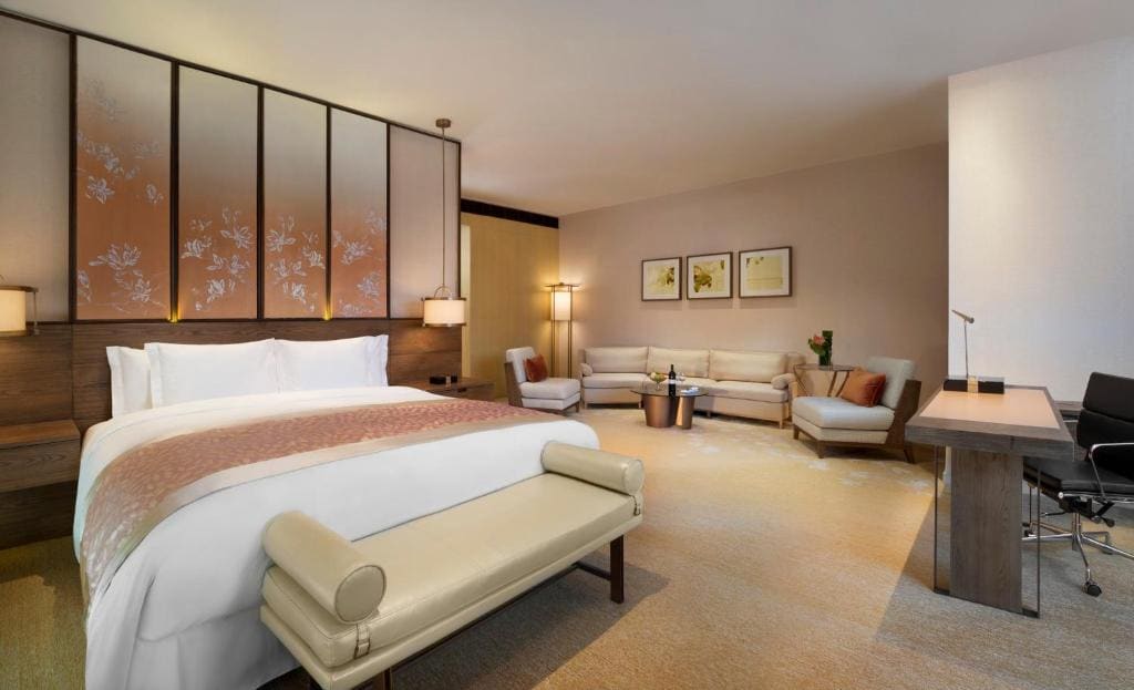 Junior King Suite room - Image 2