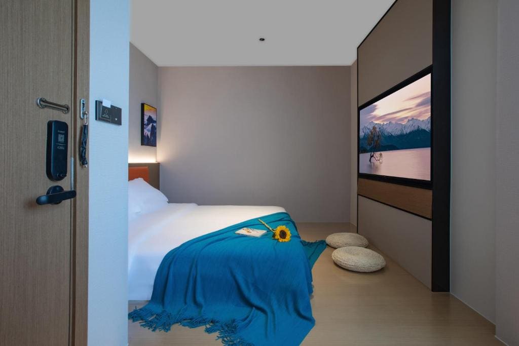 Standard Queen Room room - Image 2