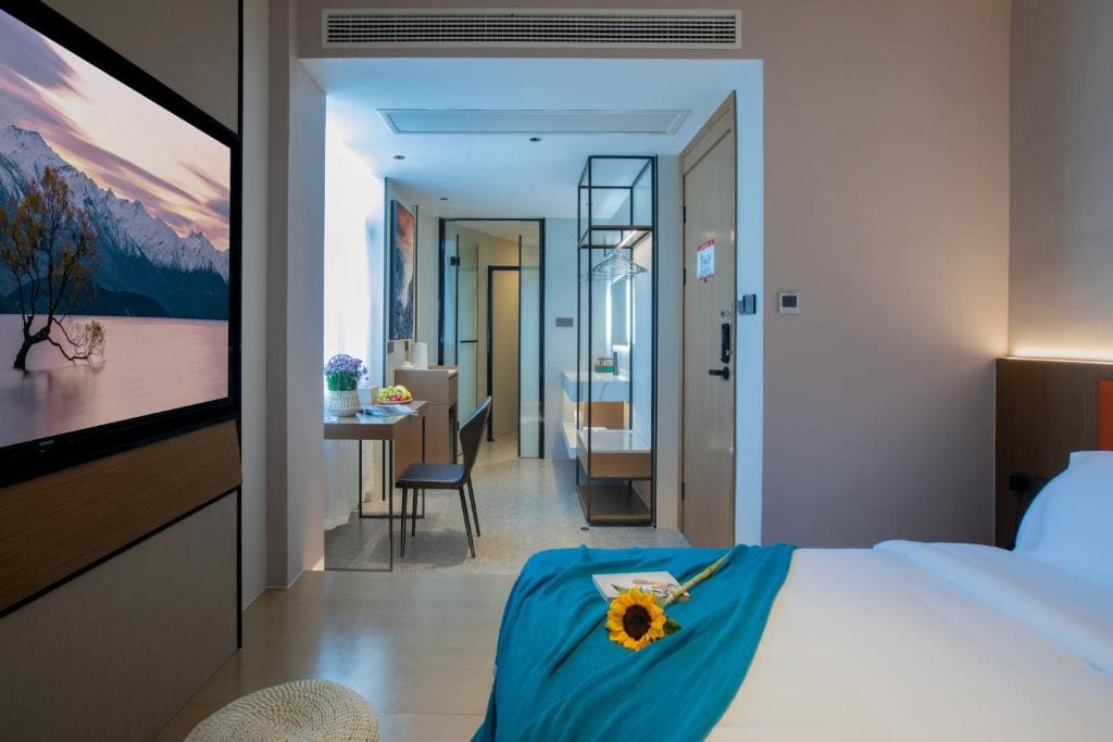Standard Queen Room room - Image 1