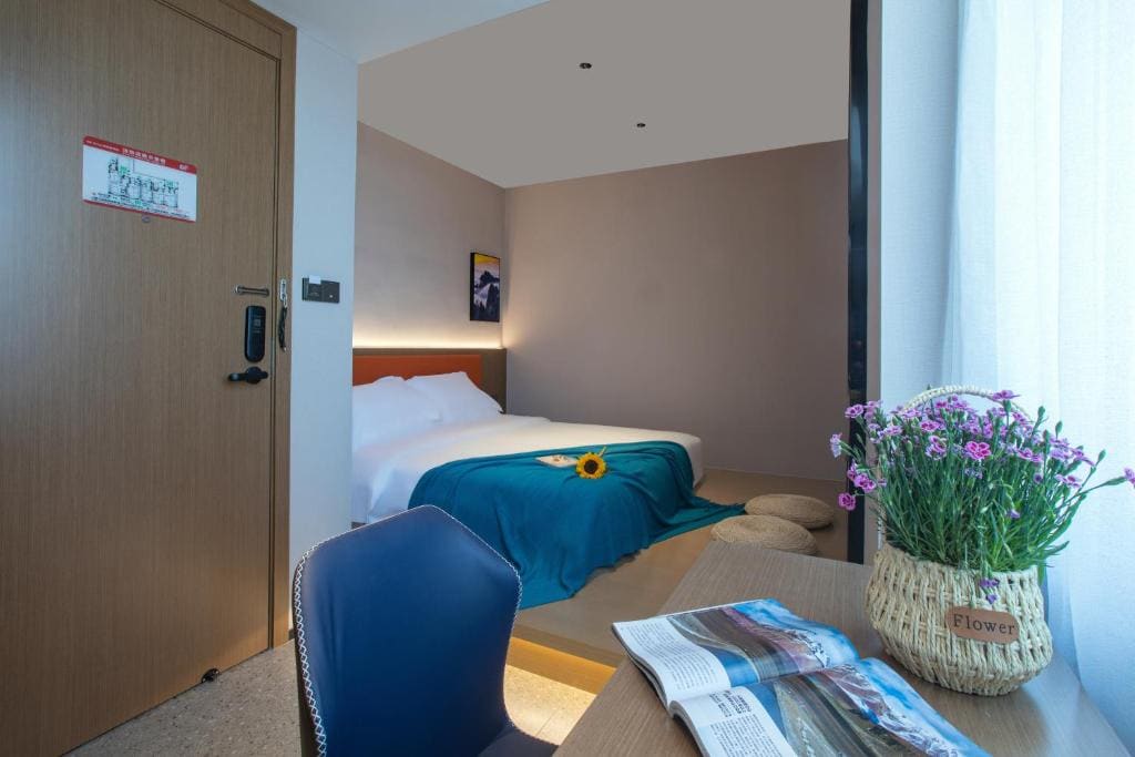 Standard Queen Room room - Image 3