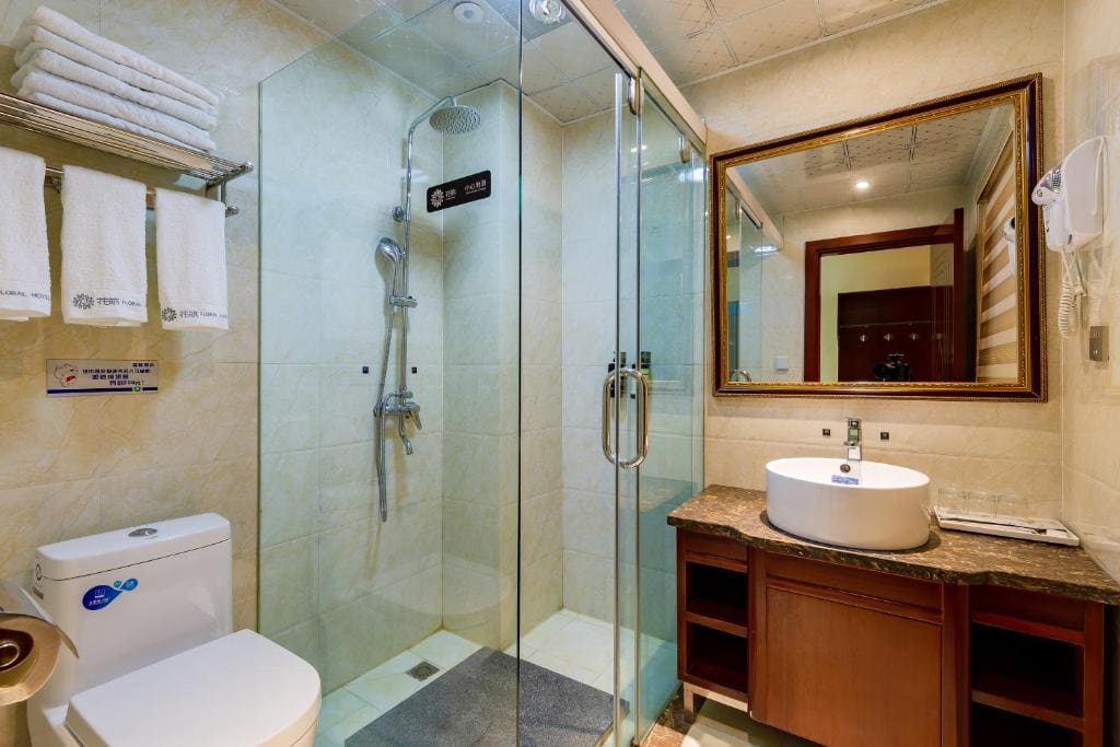 Triple Room with Mountain View room - Image 1