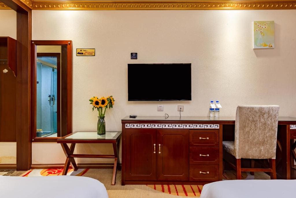 Twin Room with Mountain View room - Image 2