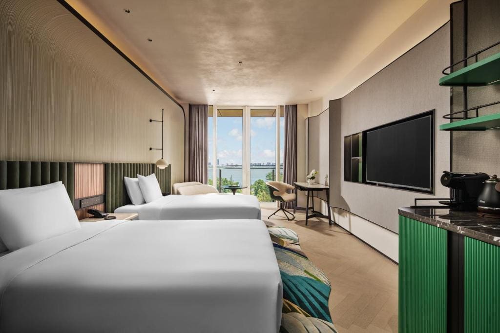Standard Double Room with Two Double Beds, Balcony and Lake View room - Image 1
