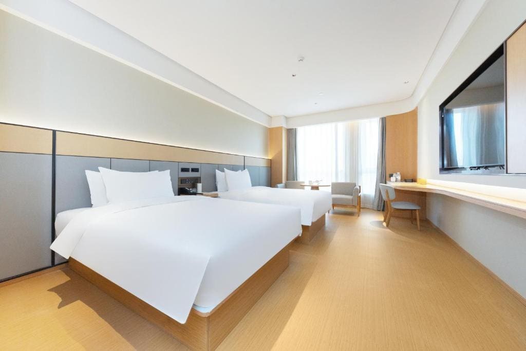 Superior Twin Room room - Image 2