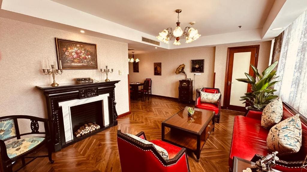 Premier Suite room - Image 3