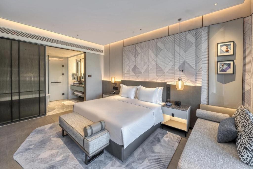One-Bedroom Suite room - Image 3
