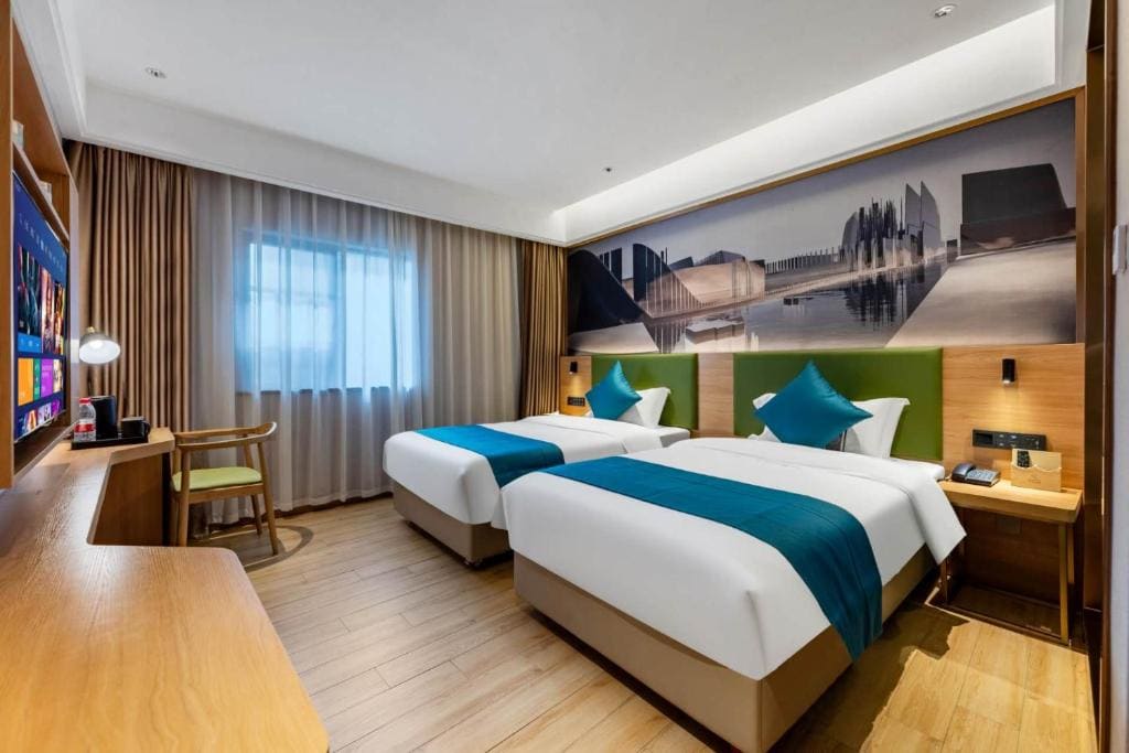 Standard Double Room with Two Double Beds room - Image 1