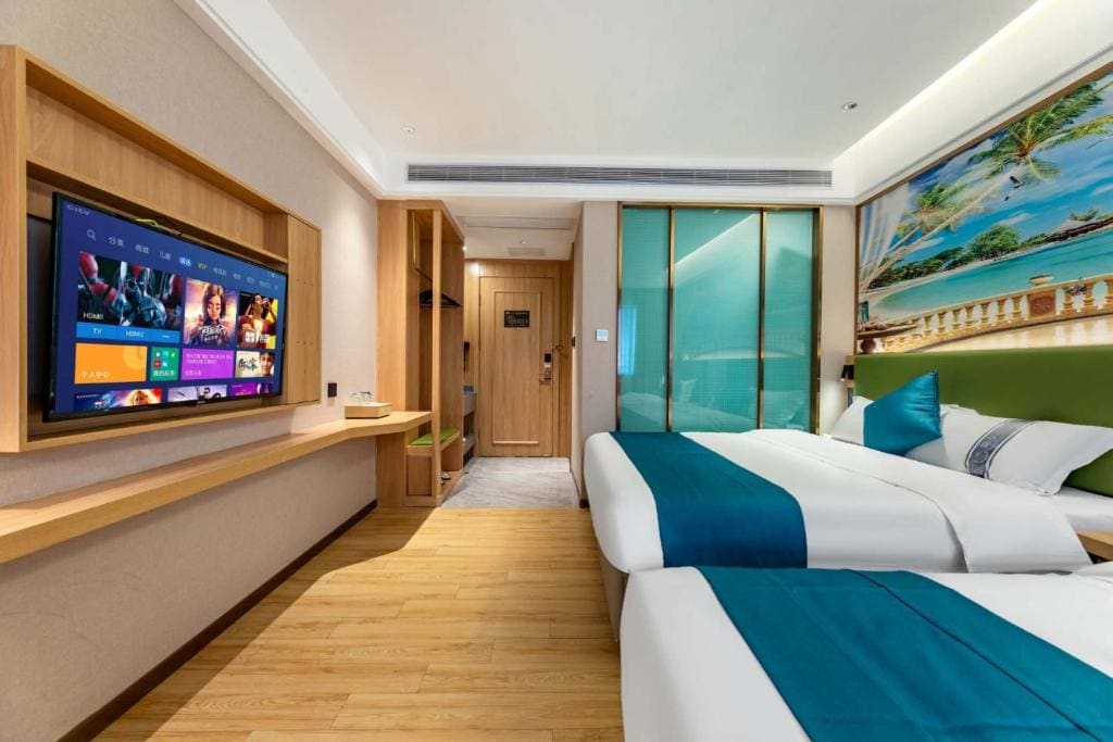 Standard Double Room with Two Double Beds room - Image 2