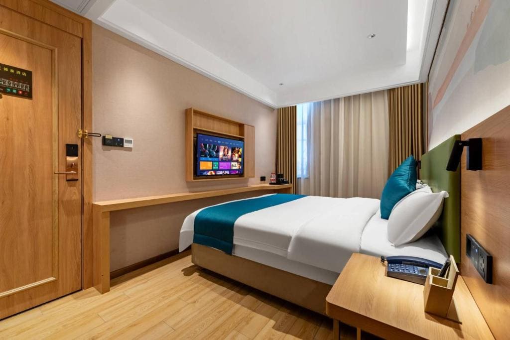Standard Queen Room room - Image 2