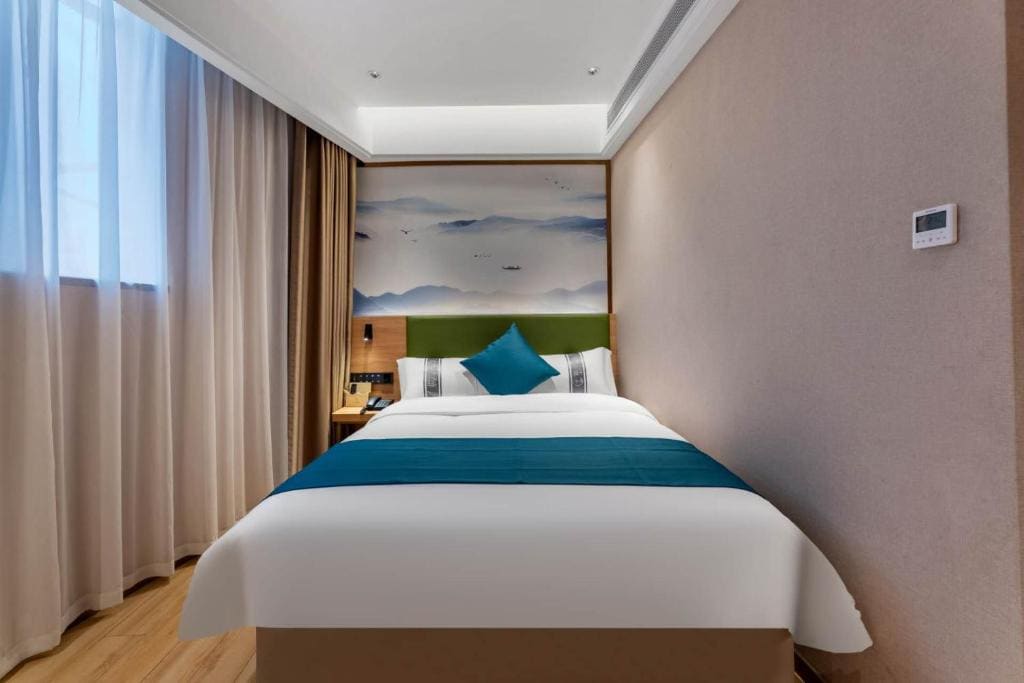 Standard Queen Room room - Image 3