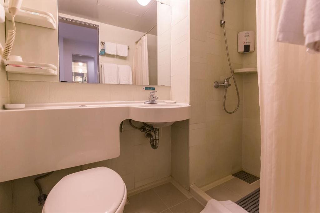Business Double Room C room - Image 3