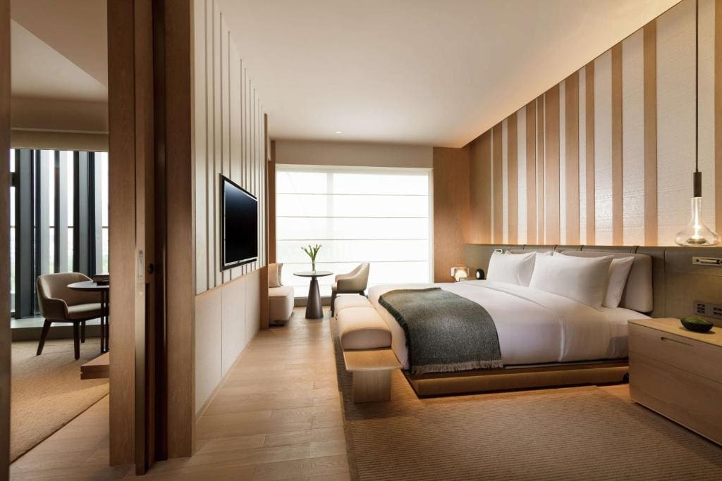 Premium King Suite room - Image 1