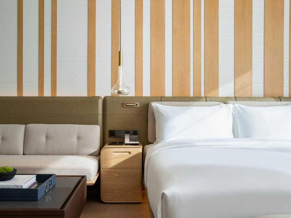 Deluxe King Room room - Image 3