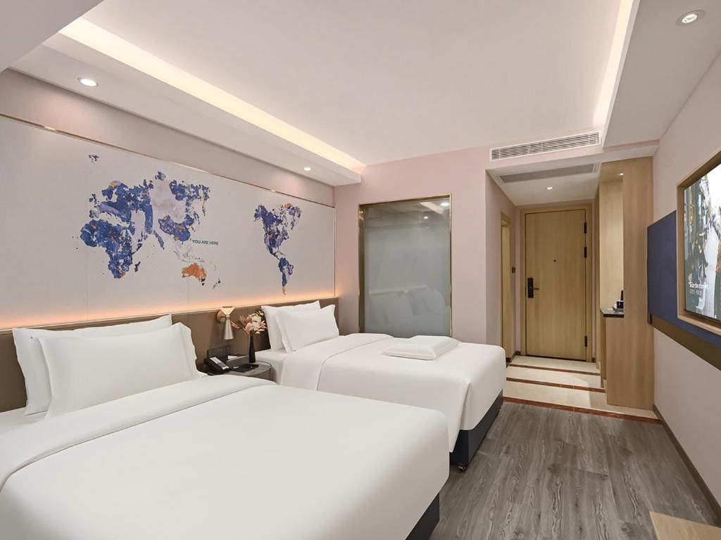 Double or Twin Room with Shower room - Image 1