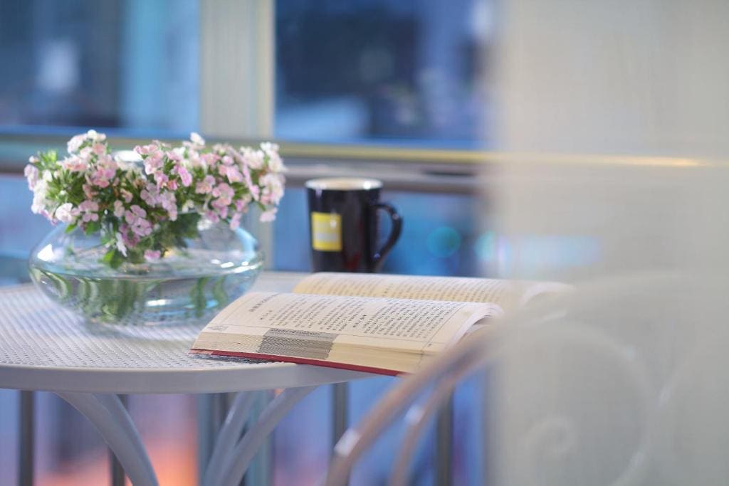 Coffee In The Morning(Family Room) room - Image 3