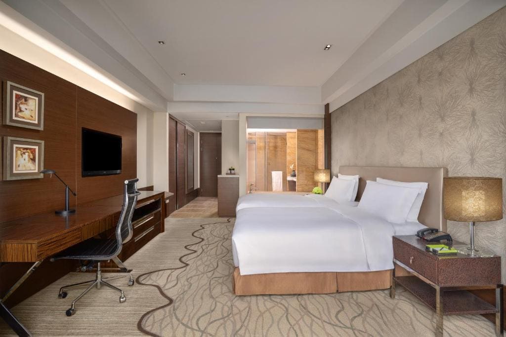 Deluxe Twin Room room - Image 2
