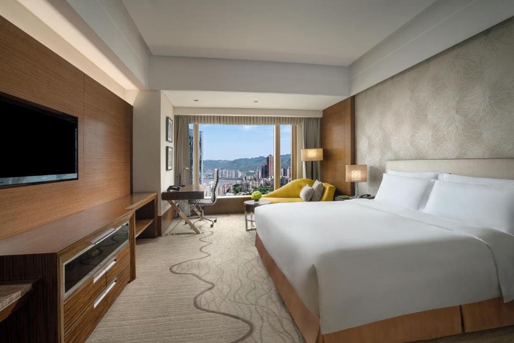 Premier Deluxe Room King room - Image 1