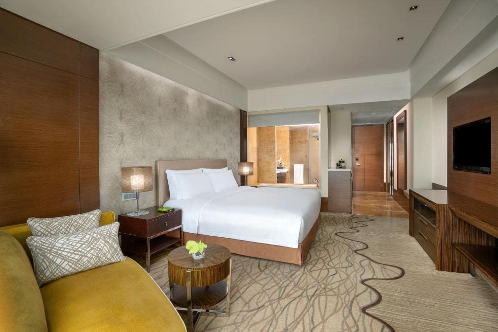 Premier Deluxe Room King room - Image 3
