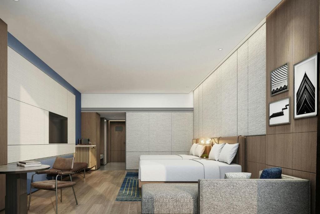 Standard Double Room with Two Double Beds and City View room - Image 2