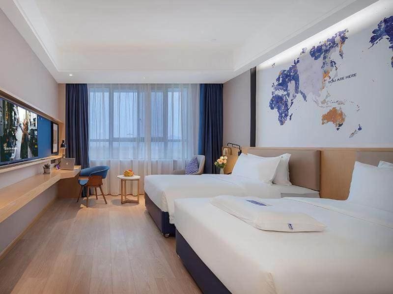 Premier Twin Room room - Image 1