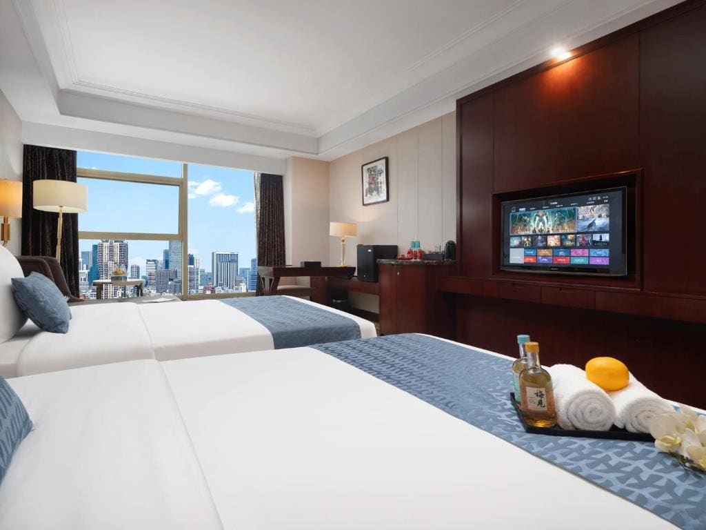 Deluxe Twin Room room - Image 1