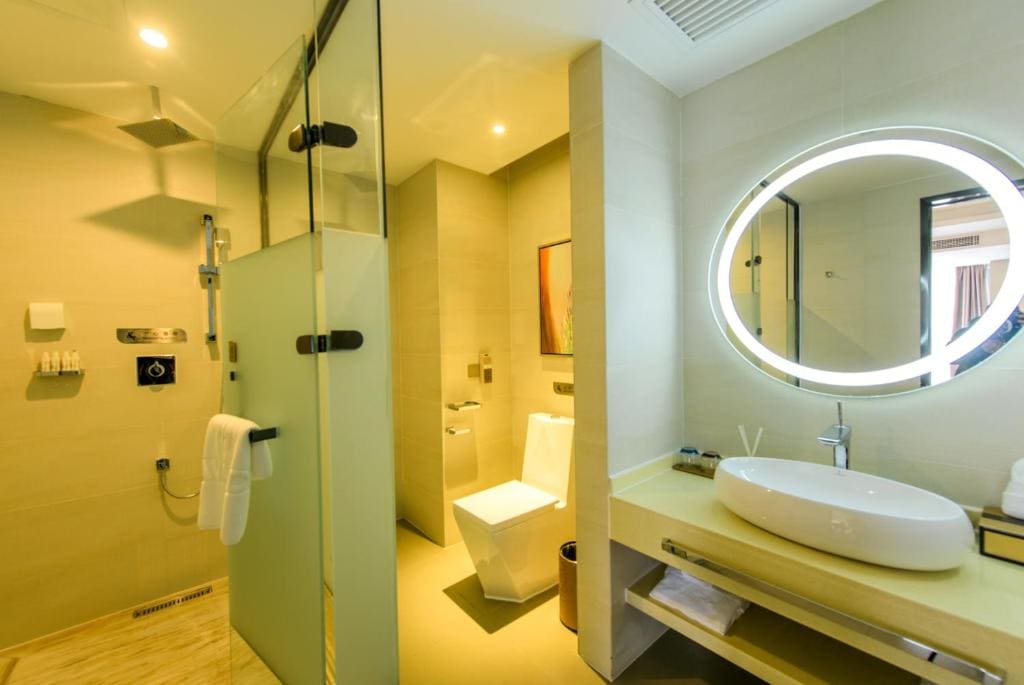 Deluxe Suite room - Image 2
