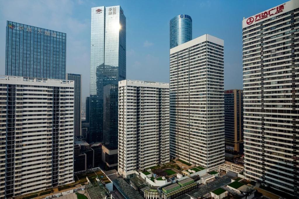Deluxe Twin Room with City View room - Image 2