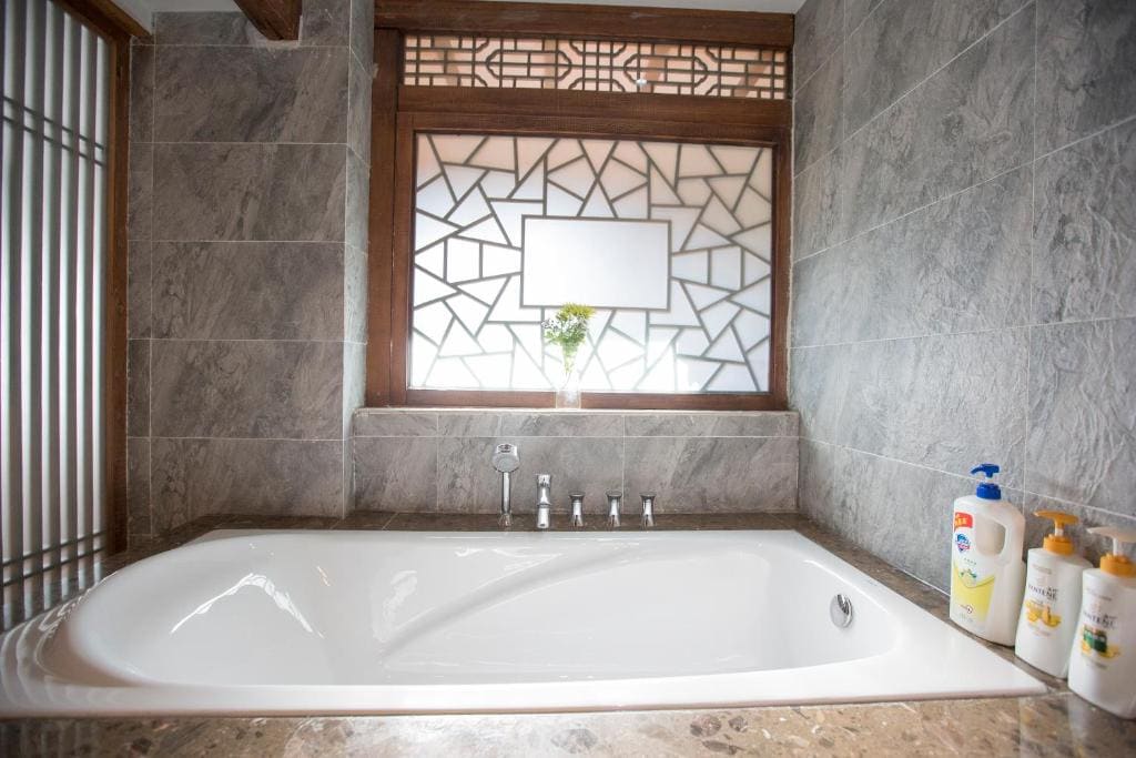 Deluxe Suite room - Image 1