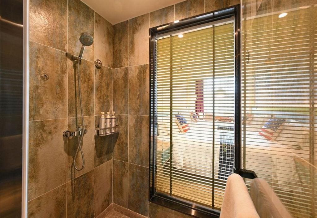 Deluxe Double Room room - Image 3