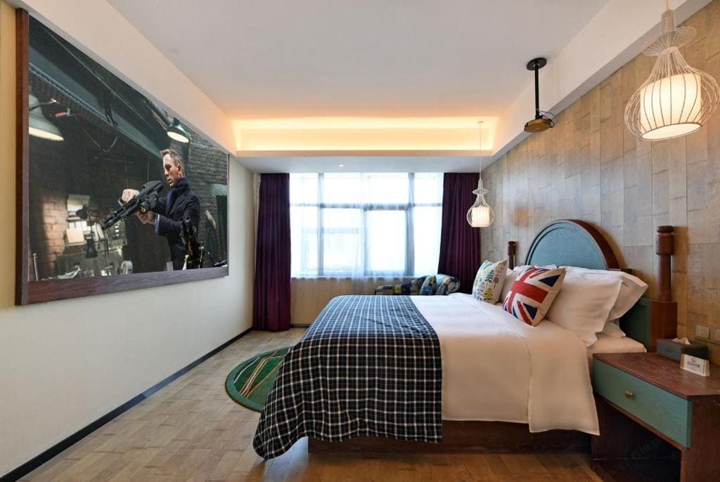 Deluxe King Room room - Image 1