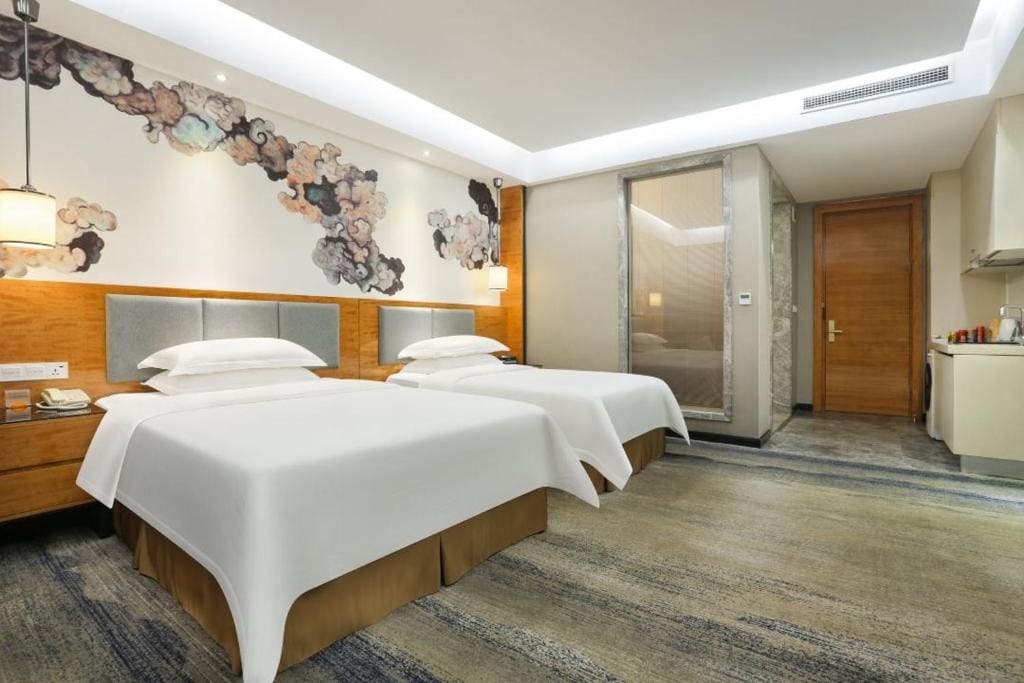 Double Room with Private Bathroom room - Image 2