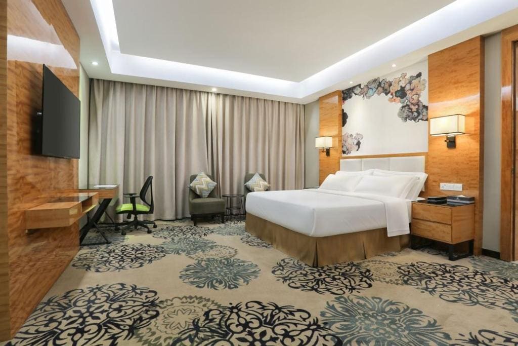 Executive Suite room - Image 1