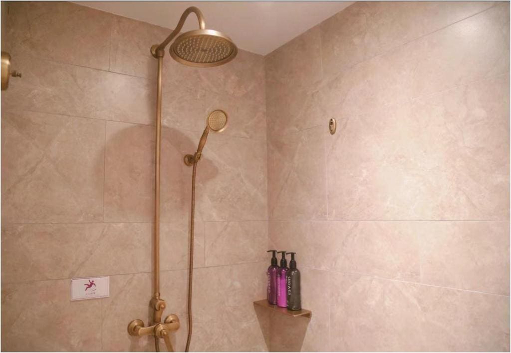 Privilege Twin Room room - Image 1