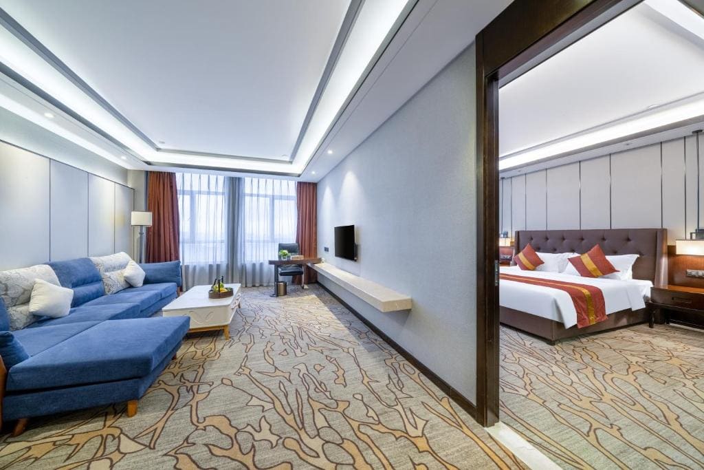 Executive Suite room - Image 1