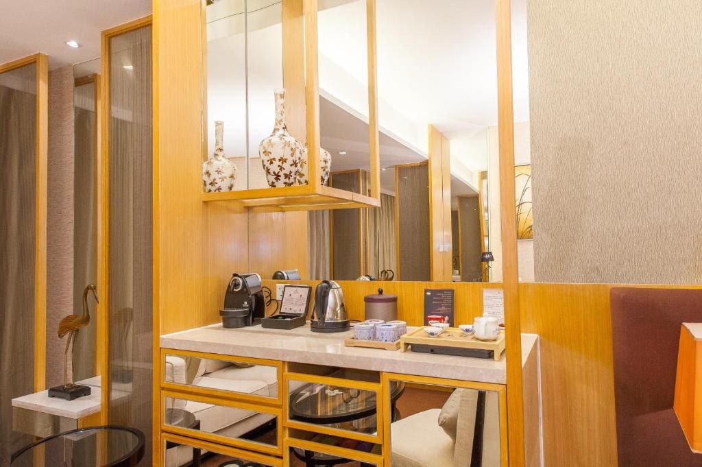 Grande Premiere Twin Room room - Image 3