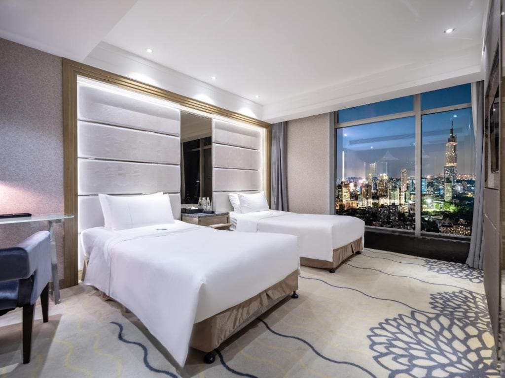 Lijia Twin Bed Suite room - Image 2