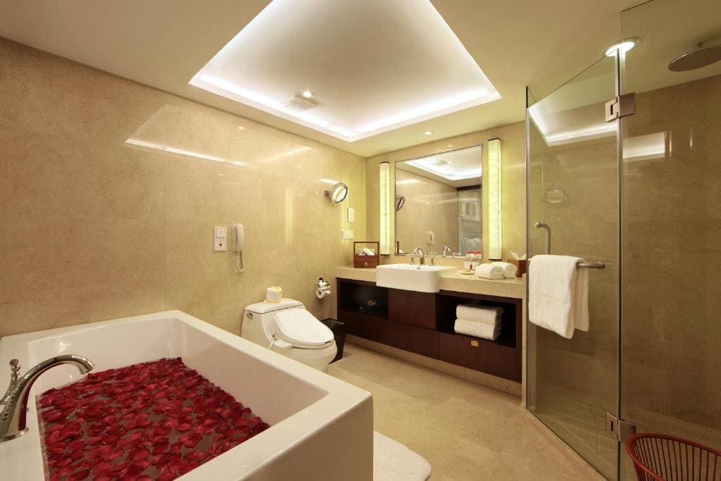 Executive Suite room - Image 2
