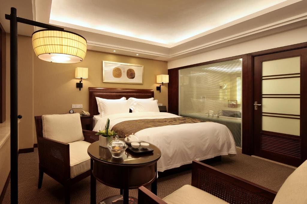 Deluxe Room room - Image 1