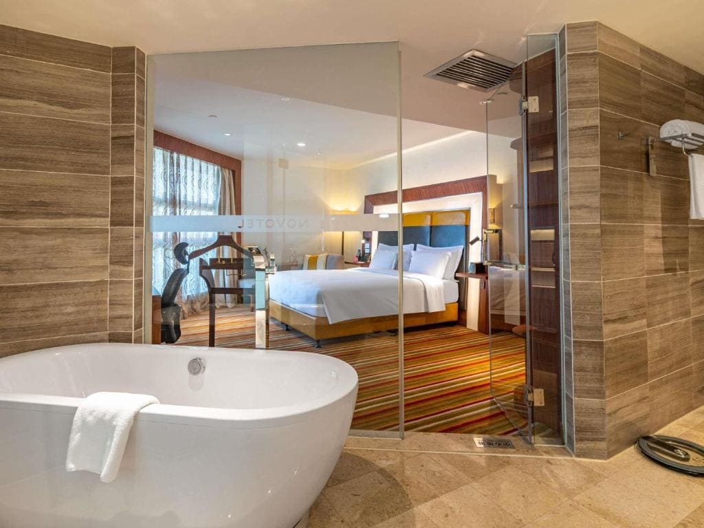 Premier Suite with One Single Bed and City View room - Image 1