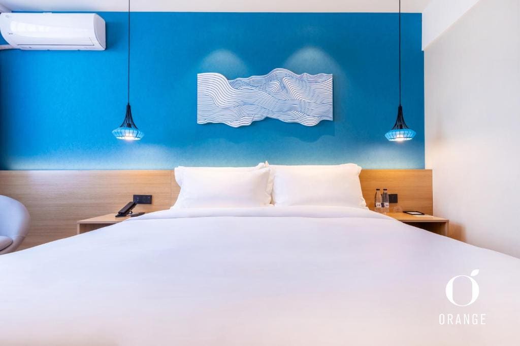 Deluxe King Room room - Image 1