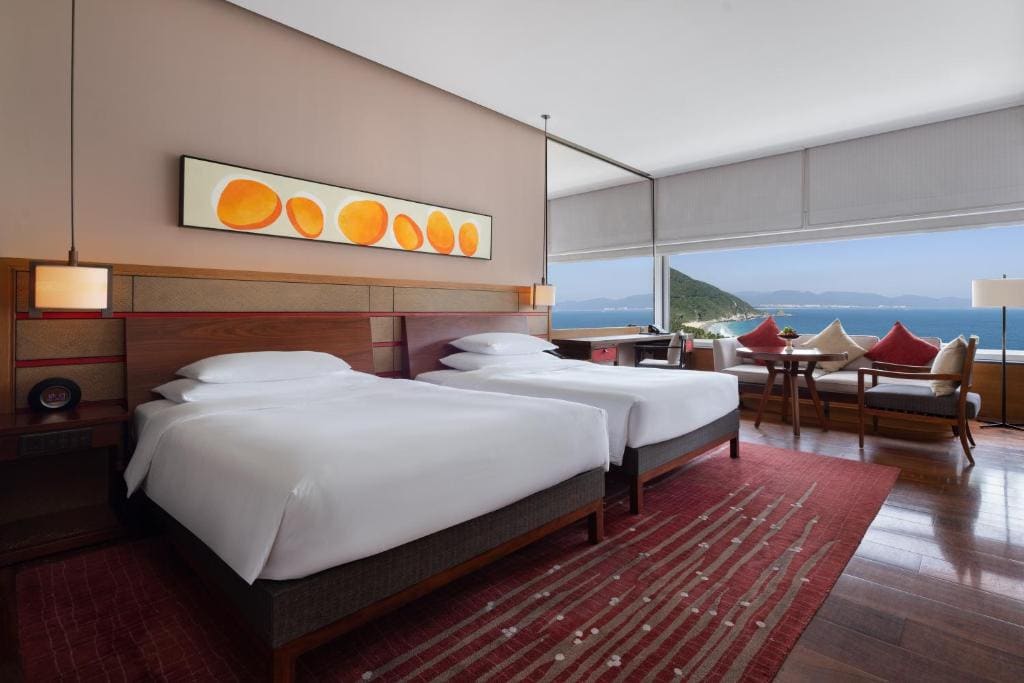 2 Twin Beds Panoramic Ocean View room - Image 3