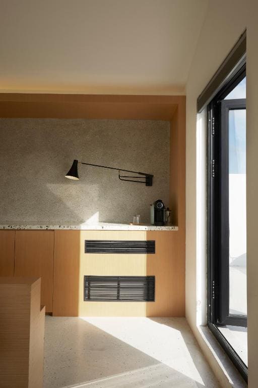 Deluxe Suite room - Image 3