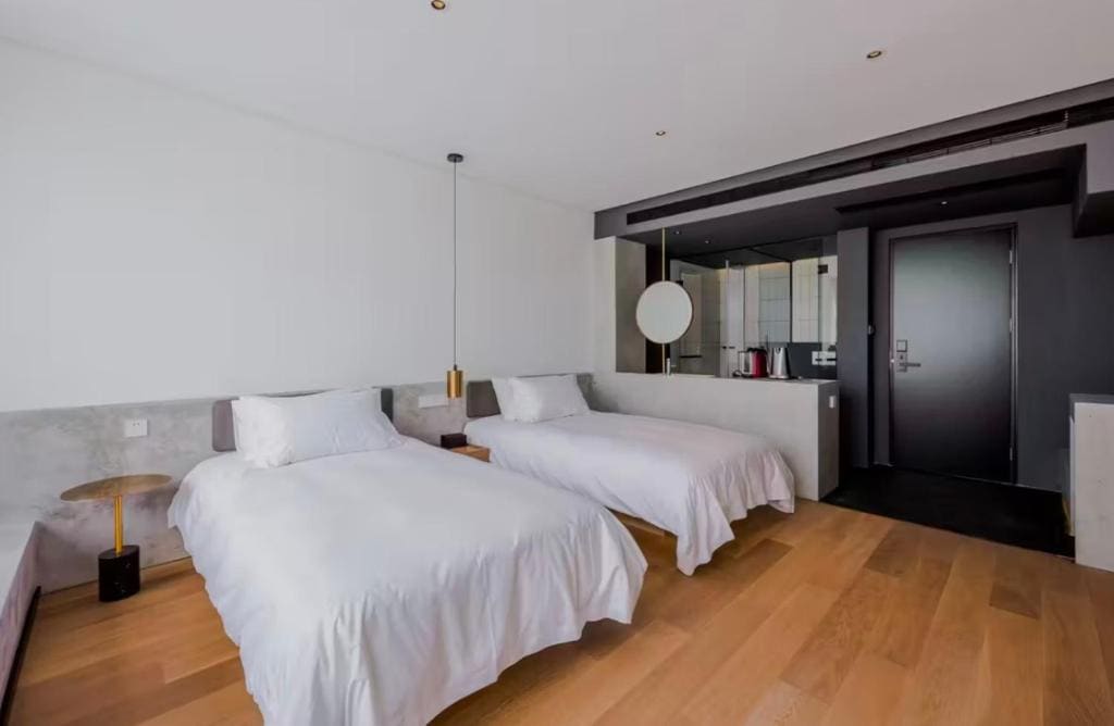 Deluxe Twin Room room - Image 1