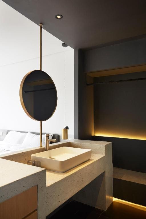 Deluxe Twin Room room - Image 3